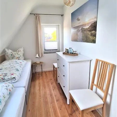 Schoenes Ferienhaus, Bis 6 Pers, Zentral Gelegen