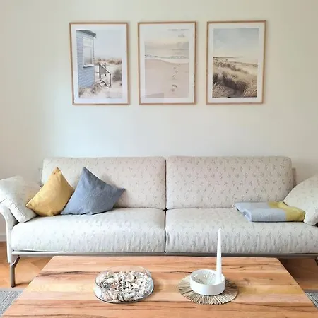 Schoenes Ferienhaus, Bis 6 Pers, Zentral Gelegen Сasa de vacaciones *